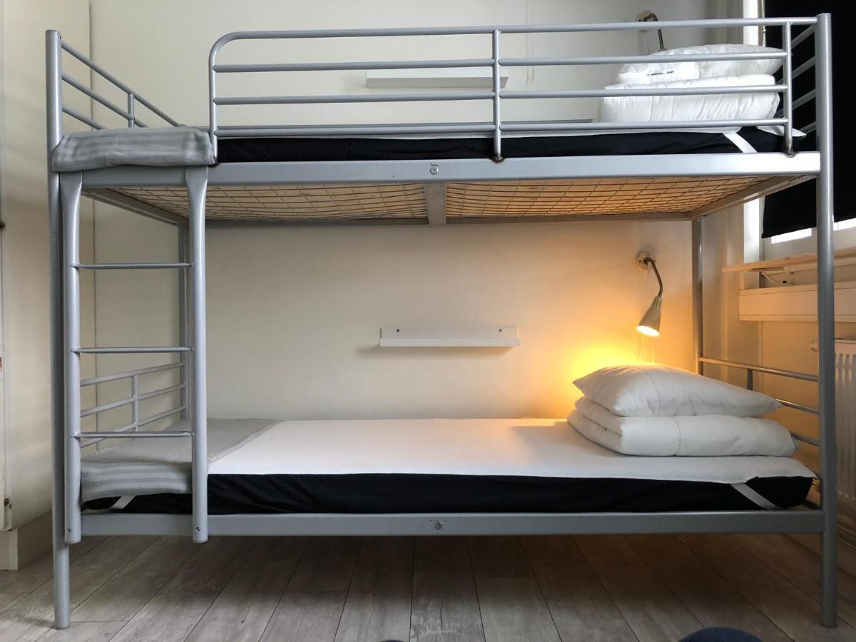 Oerebro City Hostel ภายนอก รูปภาพ