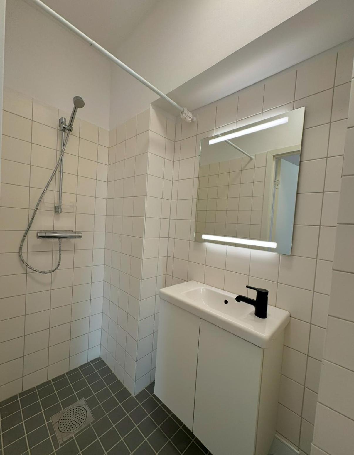 Oerebro City Hostel ภายนอก รูปภาพ
