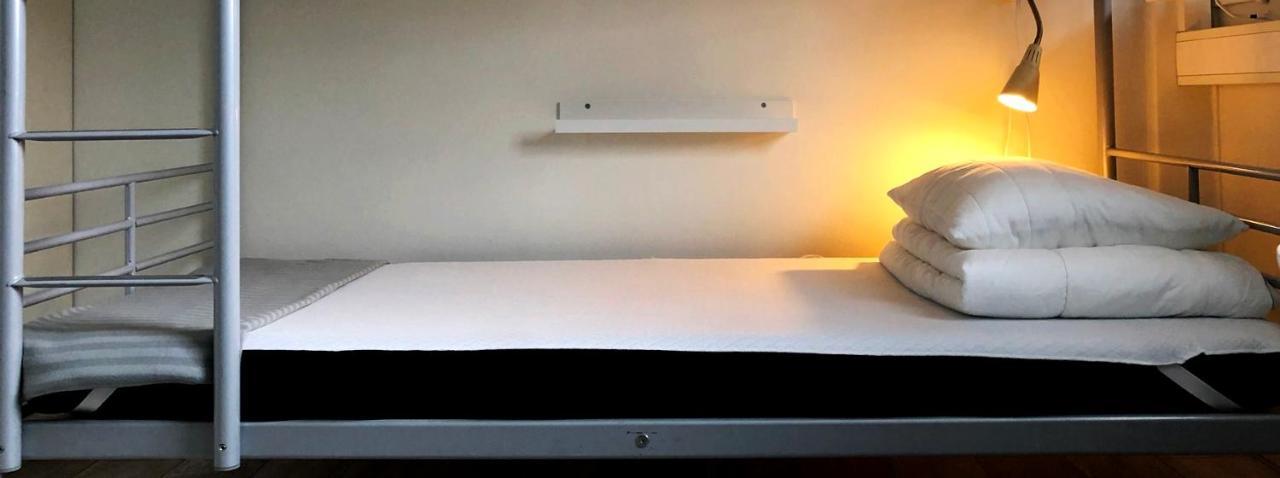 Oerebro City Hostel ภายนอก รูปภาพ